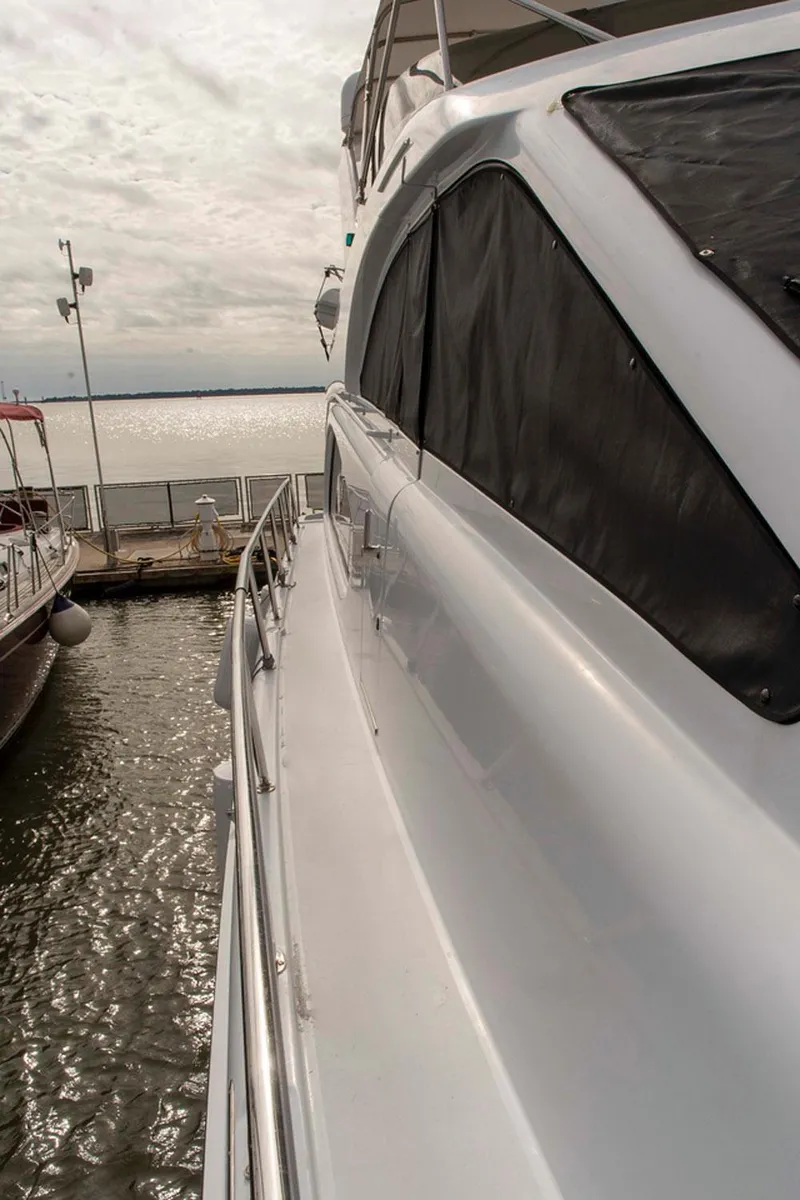 Slide: The Image of Hatteras 63 Raised Pilothouse Motor Yacht 2002 - 57