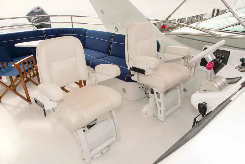 Slide: The Image of Hatteras 63 Raised Pilothouse Motor Yacht 2002 - 66