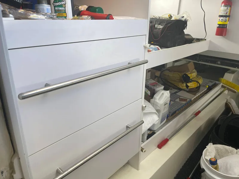 Slide: The Image of Hatteras 63 Raised Pilothouse Motor Yacht 2002 - 95