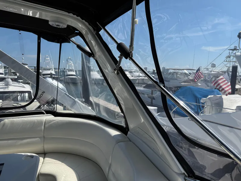 Slide: The Image of Carver 530 Voyager 1998 - 50