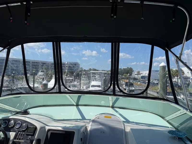 Slide: The Image of Carver 530 Voyager 1998 - 57