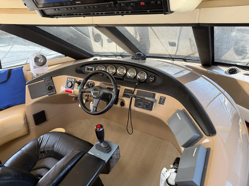 Slide: The Image of Carver 530 Voyager 1998 - 66