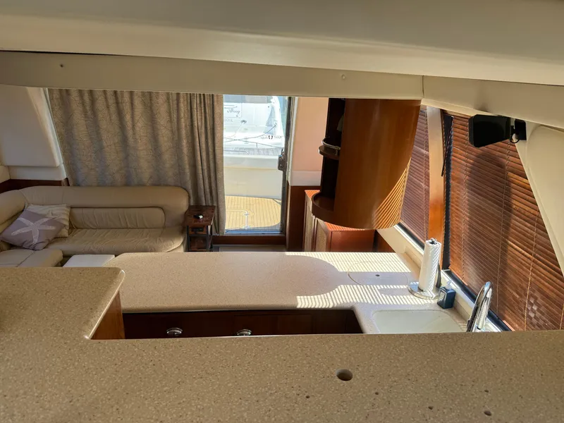 Slide: The Image of Carver 530 Voyager 1998 - 71