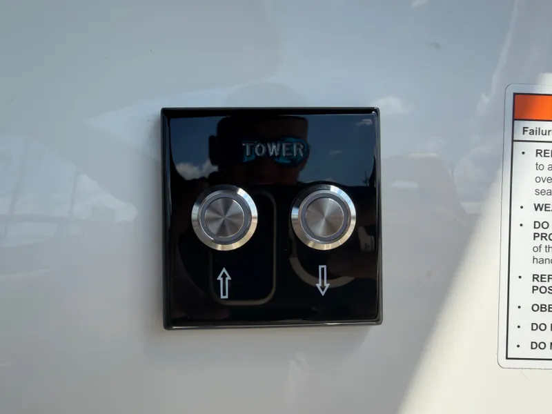 Slide: The Image of Close-up of control knobs on a Sea Ray SLX 260 boat. - 34