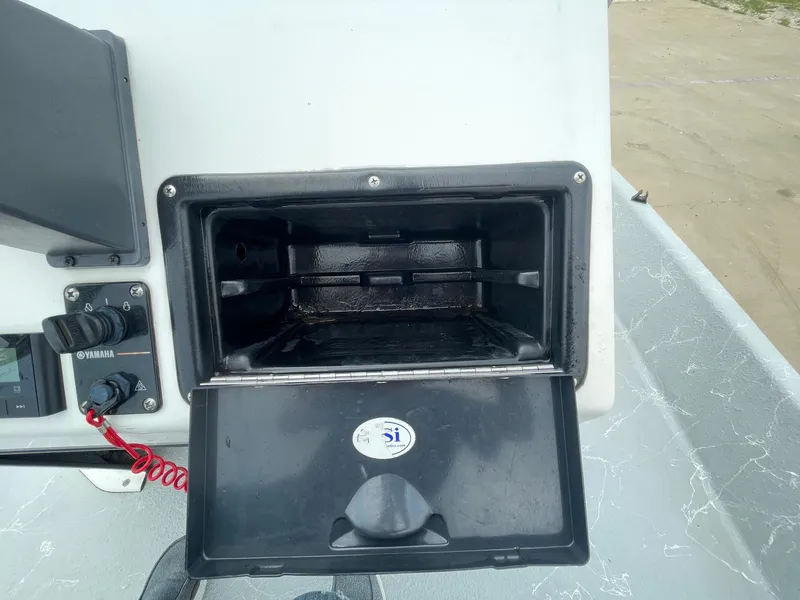 Slide: The Image of Majek 18 Redfish Tunnel Cc 2014 - 21