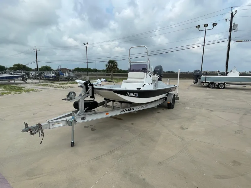 Slide: The Image of Majek 18 Redfish Tunnel Cc 2014 - 3