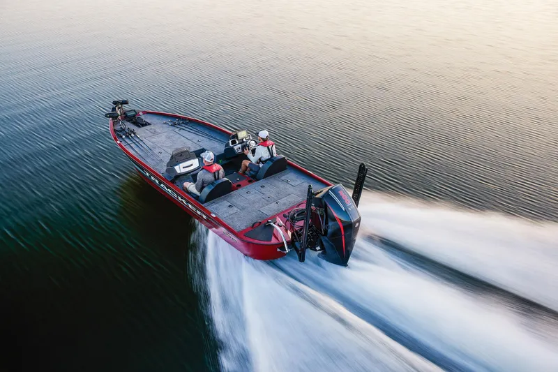 Slide: The Image of 2025 Tracker Savage 215 - 66