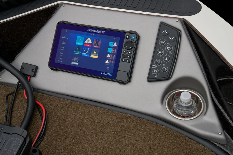 Slide: The Image of 2025 Ranger 621FS Cup Equipped - 70