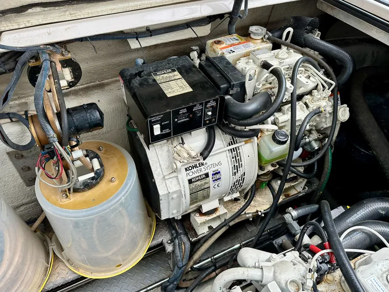 Slide: The Image of Regal Commodore 4260 2004 - 10