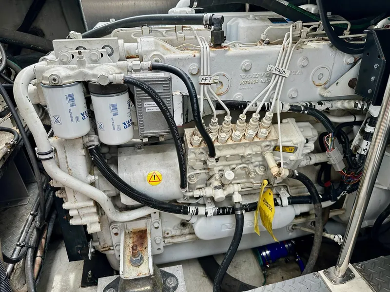 Slide: The Image of Regal Commodore 4260 2004 - 13