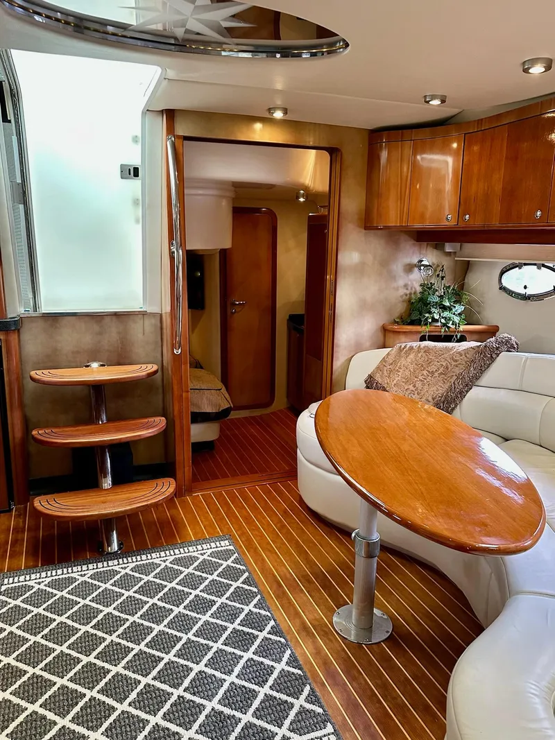 Slide: The Image of Regal Commodore 4260 2004 - 29