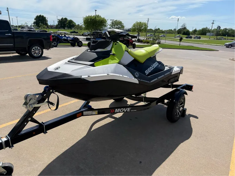 Slide: The Image of Sea-Doo Spark 3up 90 hp iBR Convenience Package 2023 - 4