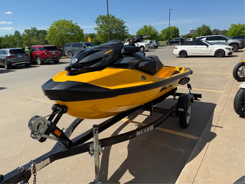 Slide: The Image of Sea-Doo RXP-X 300 Tech Package 2023 - 4