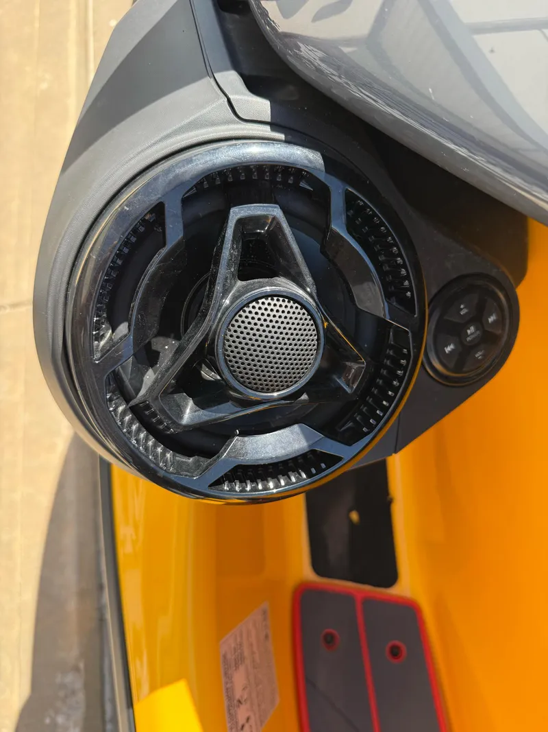 Slide: The Image of Sea-Doo RXP-X 300 Tech Package 2023 - 8