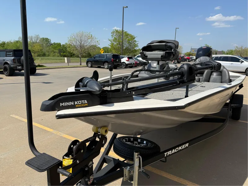 Slide: The Image of Tracker Pro Team 195 TXW Tournament Edition 2020 - 6