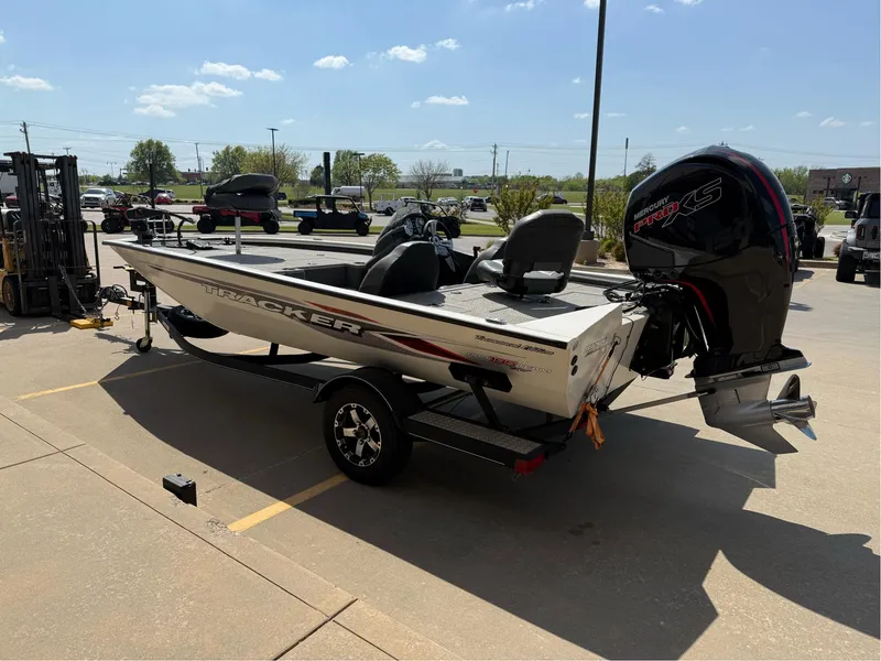 Slide: The Image of Tracker Pro Team 195 TXW Tournament Edition 2020 - 9