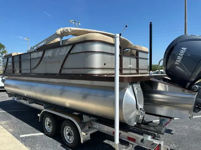 Slide: The Image of Veranda Relax RC VR22RC 2025 - 5