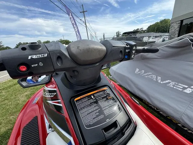 Slide: The Image of Yamaha VX 2016 - 5