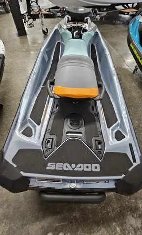 Slide: The Image of Sea-Doo GTI SE 130 IBR 2024 - 3