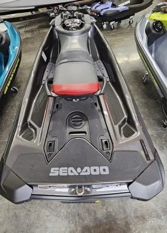 Slide: The Image of Sea-Doo GTR-X 300 iBR 2024 - 3
