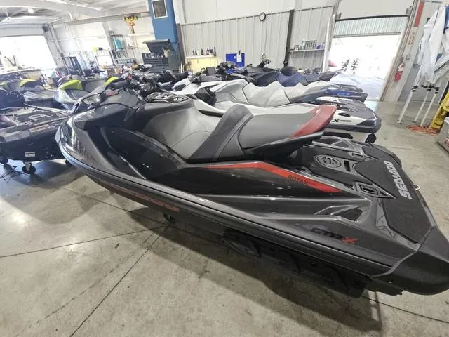 Slide: The Image of Sea-Doo GTR 2025 - 3