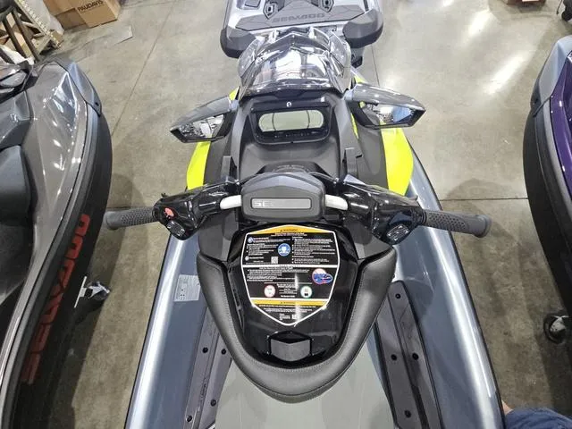 Slide: The Image of Sea-Doo RXP-X™ 325 iBR Ice Metal / Manta Green 2025 - 4