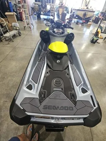 Slide: The Image of Sea-Doo RXP-X™ 325 Tech, BRP Premium A, Ibr Ice Metal / 2025 - 4