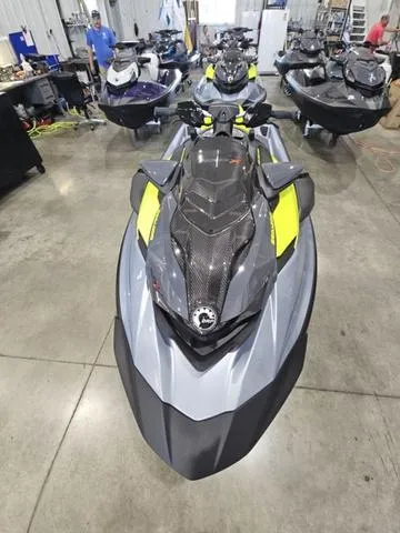 Slide: The Image of Sea-Doo RXP-X™ 325 Tech, BRP Premium A, Ibr Ice Metal / 2025 - 5