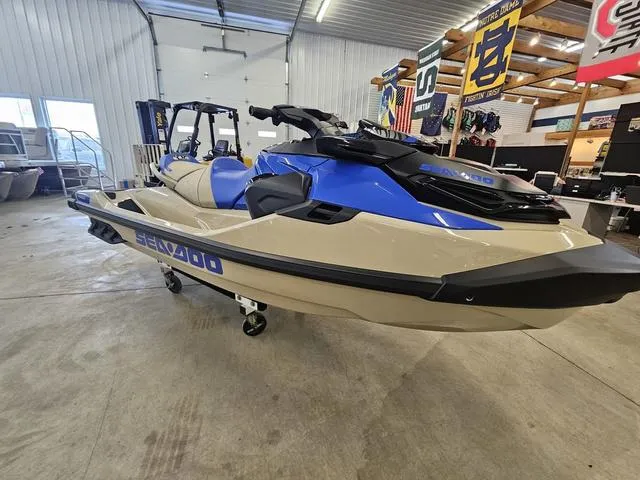 Slide: The Image of Sea-Doo Wake 2025 - 2