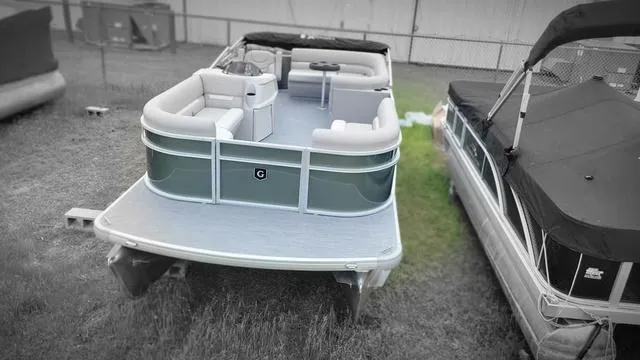 Slide: The Image of Godfrey Xperience 2086 CXP 25 In. Package 2025 - 9