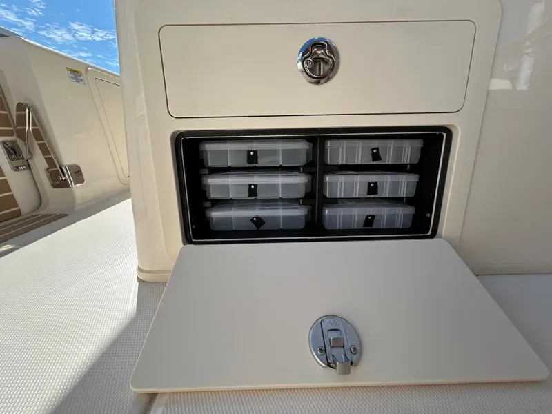 Slide: The Image of Grady-White 281 Coastal Explorer 2026 - 17