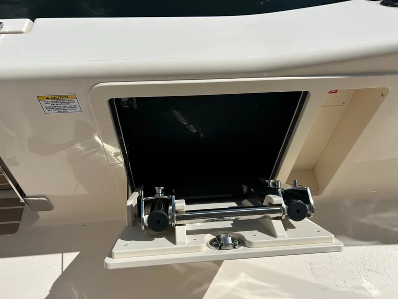 Slide: The Image of Grady-White 281 Coastal Explorer 2026 - 22