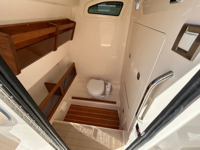 Slide: The Image of Grady-White 281 Coastal Explorer 2026 - 30