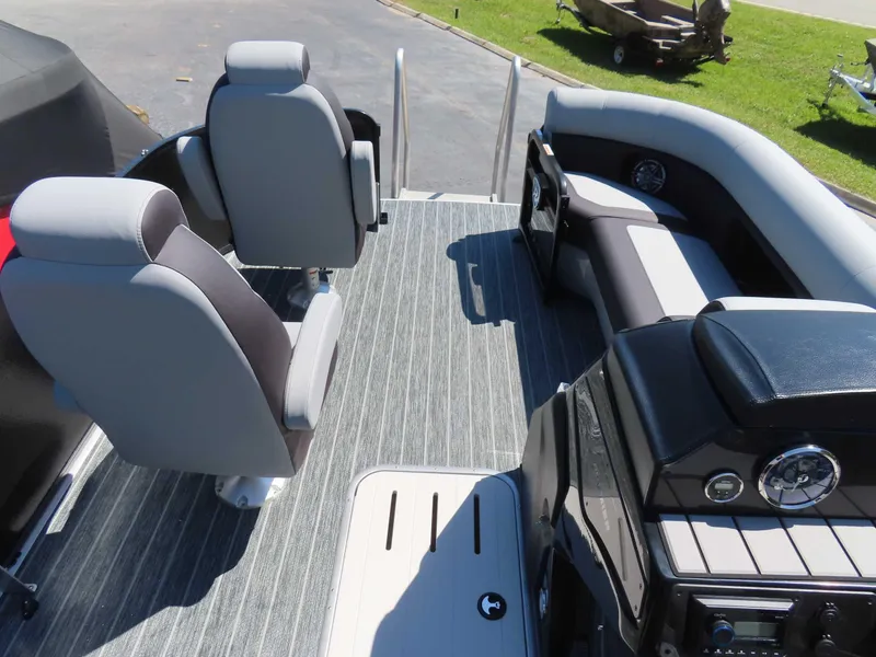 Slide: The Image of Premier 230 Sunsation RF (PTX 28) 2025 - 11