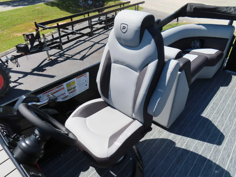 Slide: The Image of Premier 230 Sunsation RF (PTX 28) 2025 - 13