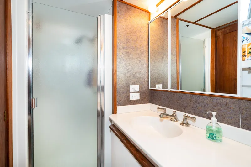 Slide: The Image of McQueen Motoryacht 1980 - 64