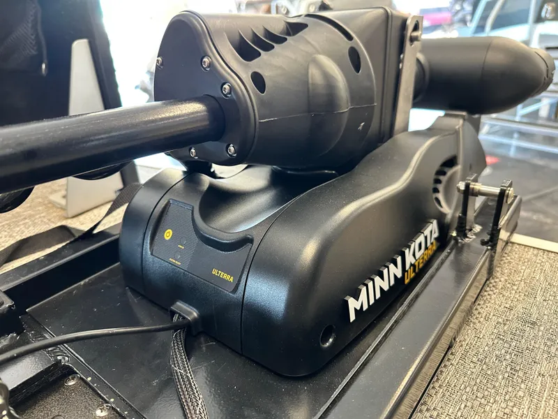 Slide: The Image of Minn Kota trolling motor on 2025 Premier Sunsation 230 Angler boat. - 7