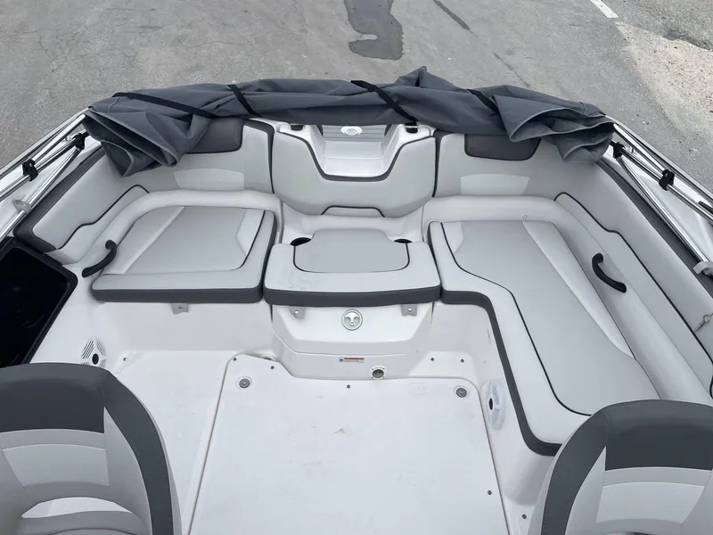 Slide: The Image of 2025 Yamaha Boats SX190 interior with spacious seating and modern design. - 30