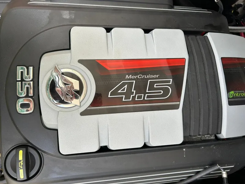 Slide: The Image of MerCruiser 4.5 engine in 2020 Sea Ray SPX 230 boat, close-up view. - 44