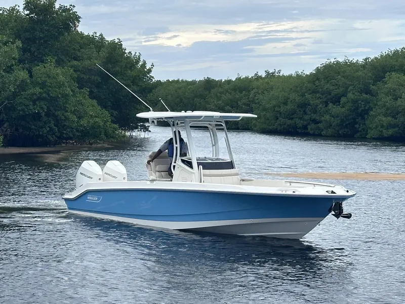 Slide: The Image of Boston Whaler 280 Dauntless 2026 - 6