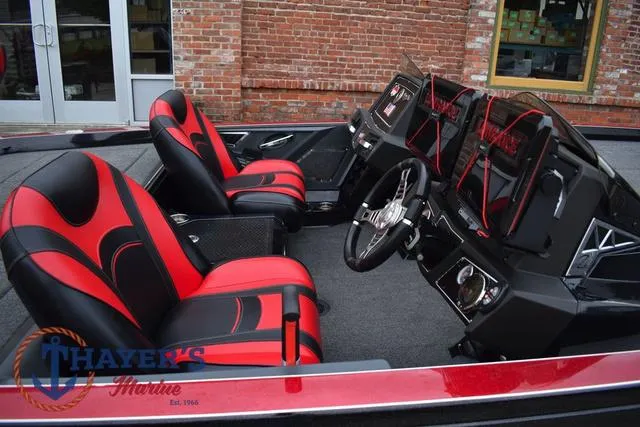 Slide: The Image of Ranger Z521L 2021 - 11