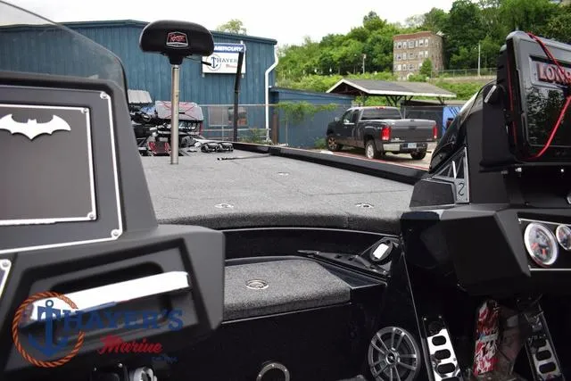 Slide: The Image of Ranger Z521L 2021 - 24