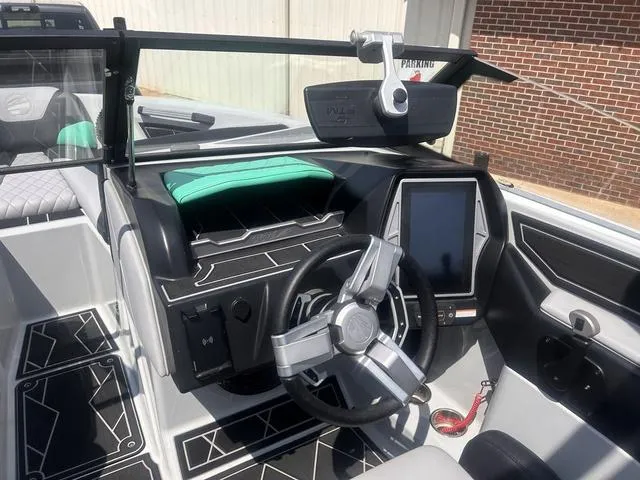 Slide: The Image of Tigé Z3 2023 - 10