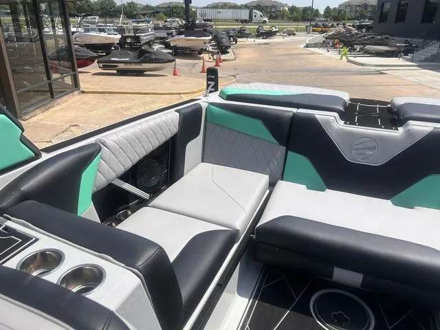 Slide: The Image of Tigé Z3 2023 - 17