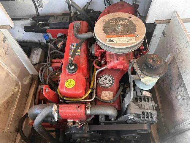 Slide: The Image of Four Winns H180 2008 - 12