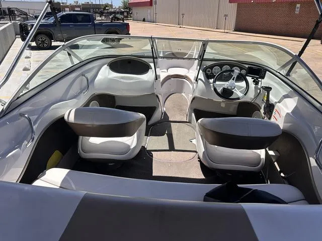 Slide: The Image of Four Winns H180 2008 - 5