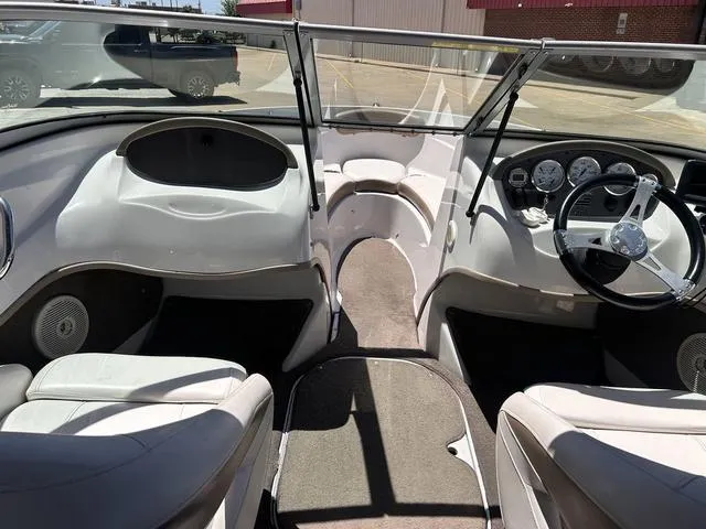 Slide: The Image of Four Winns H180 2008 - 6