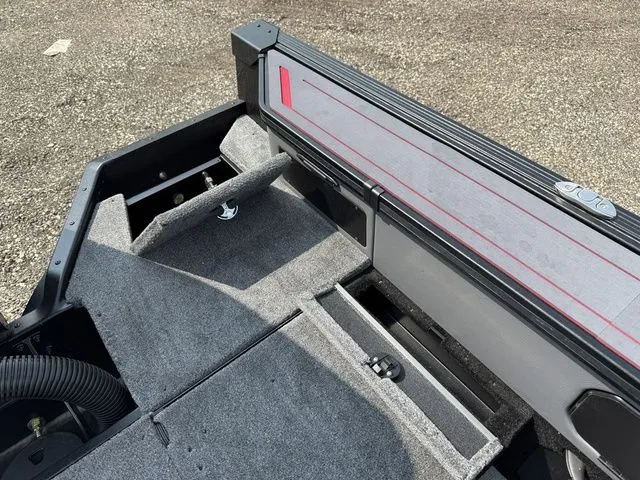 Slide: The Image of Alumacraft Trophy 205X Sport 2025 - 14