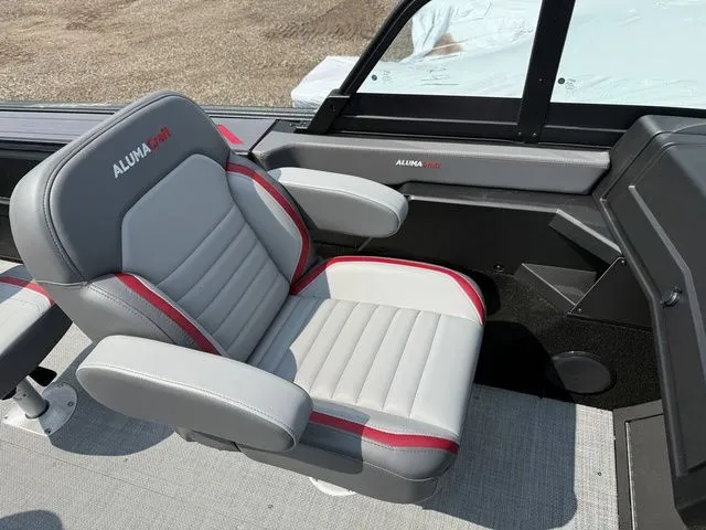 Slide: The Image of Alumacraft Trophy 205X Sport 2025 - 22