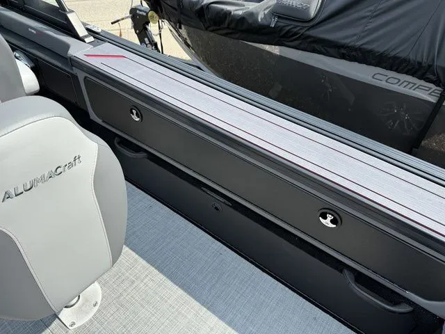 Slide: The Image of Alumacraft Trophy 205X Sport 2025 - 19